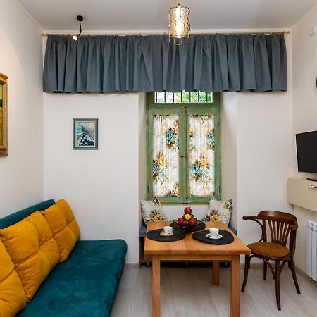 Tamo Rooms Tbilisi Buitenkant foto