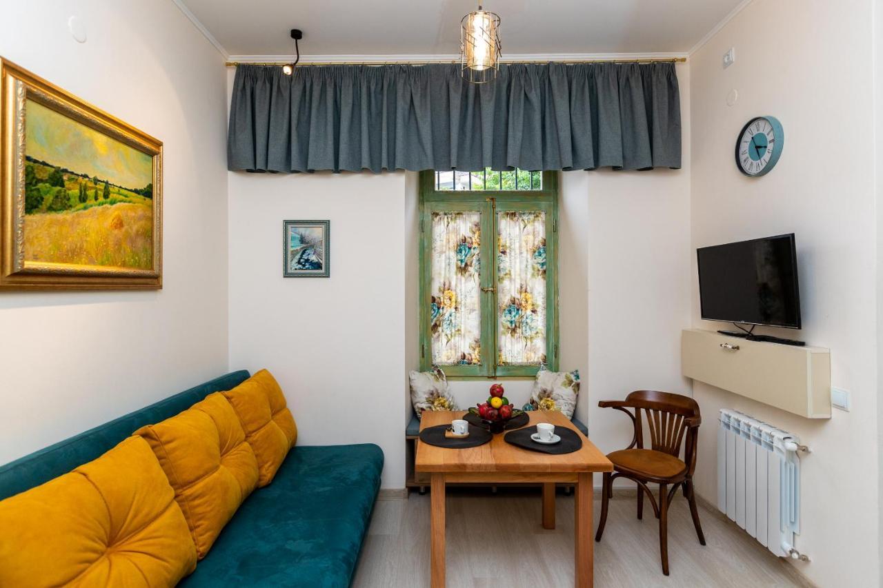 Tamo Rooms Tbilisi Buitenkant foto